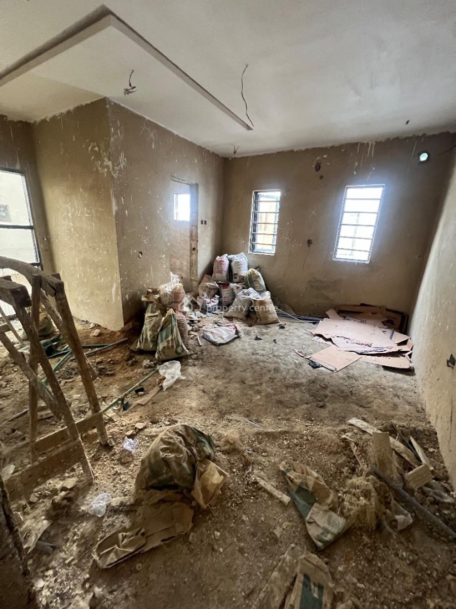 Beautifully Built Studio Apartment, Obanikoro, Shomolu, Lagos, Self Contain (single Rooms) for Sale