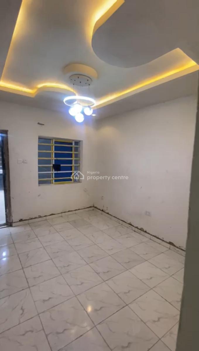 2 Bedroom Ground Flat, Ifateludo Sawmill, Gbagada, Lagos, Flat / Apartment for Rent