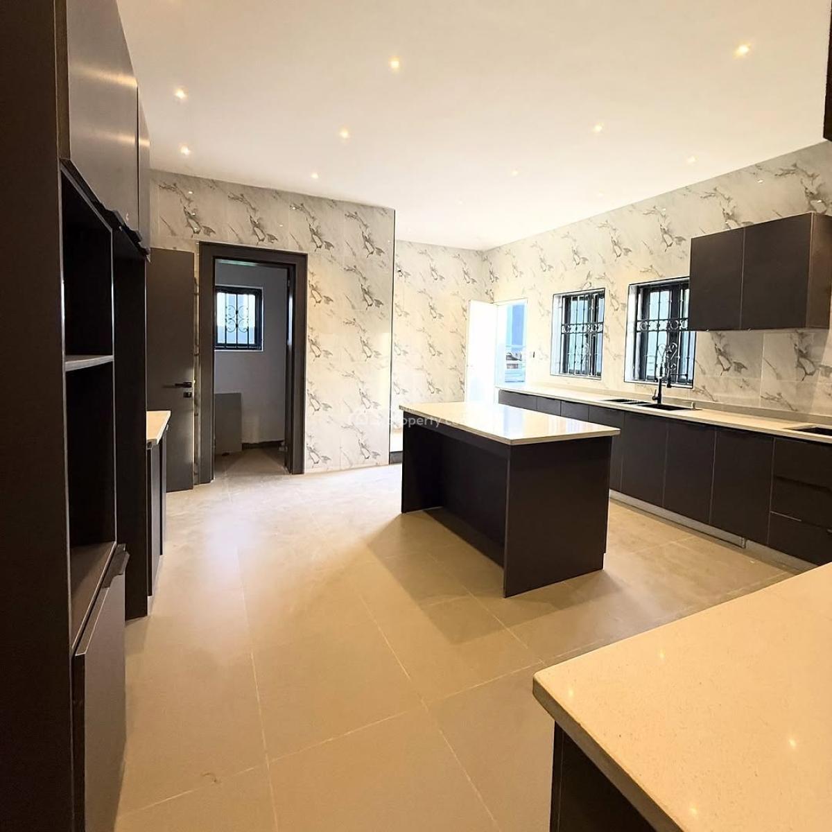 5 Bedroom Detached Duplex with Bq, Guzape Abuja, Guzape District, Abuja, Detached Duplex for Sale