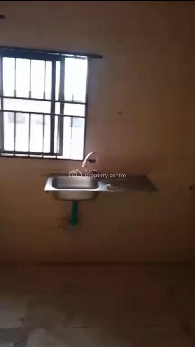 Lovely 3bedroom Flat, Odobo Estate Oke Ira, Ogba, Ikeja, Lagos, Flat / Apartment for Rent