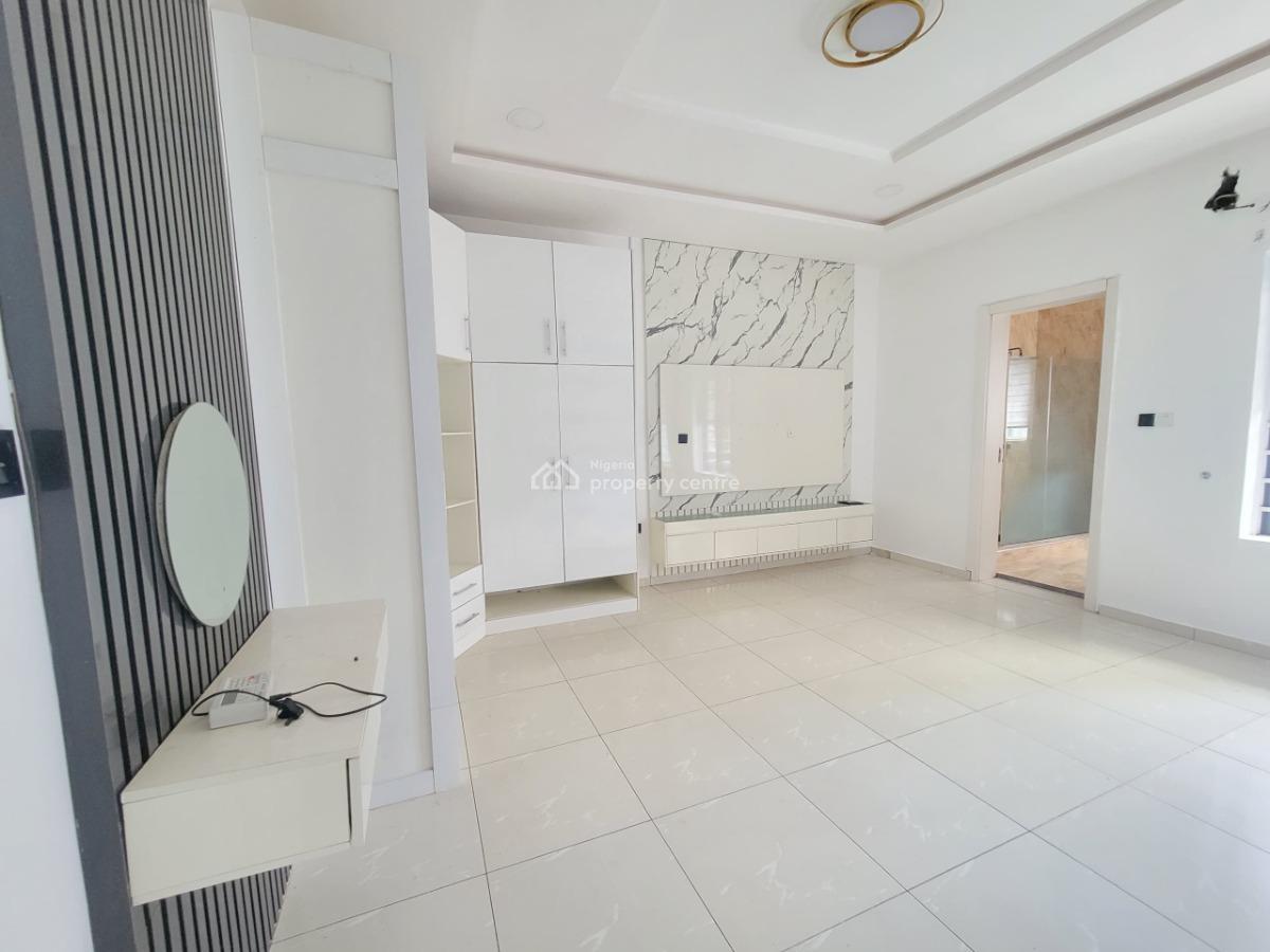 Clean and Standard 4 Bedroom Terrace Duplex with Bq, Ikota, Lekki, Lagos, Terraced Duplex for Rent