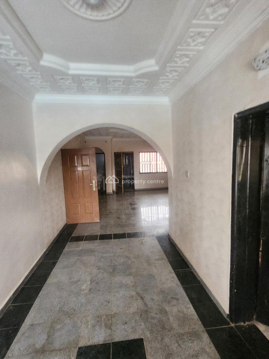 Nice 2 Bedroom Flat Serviced with Ac and Generator, Tarred Rd, Zone4, Zone 4, Wuse, Abuja, Flat / Apartment for Rent