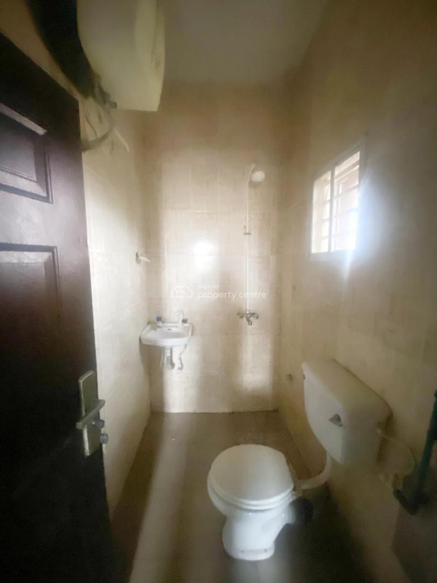 a Well Maintained Spacious 3 Bedroom Flat at Olowora  for 4m per Annum, Olowora, Olowora, Magodo, Lagos, Flat / Apartment for Rent