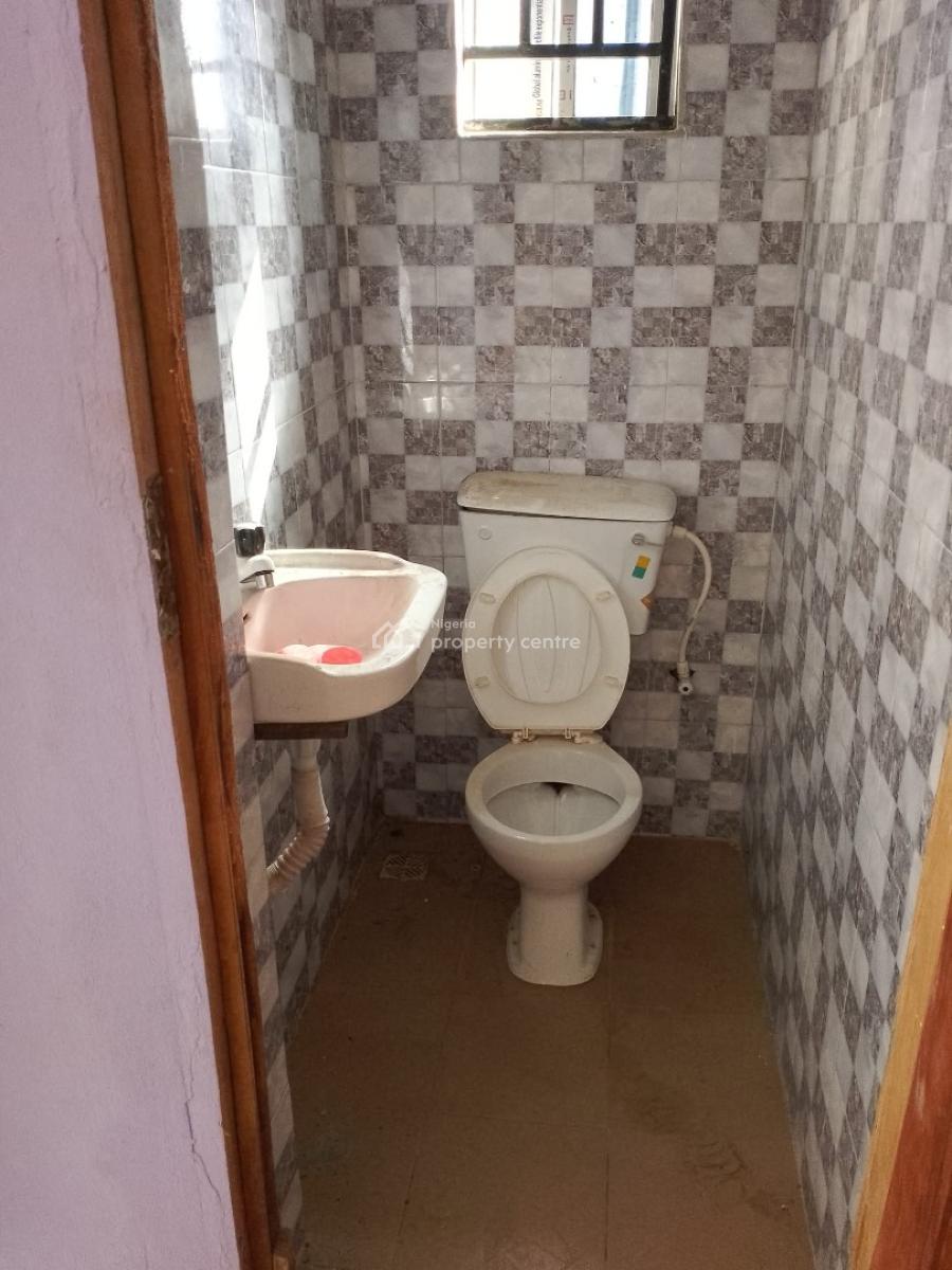 a Roomself Contained, Oreyo, Igbogbo, Ikorodu, Lagos, Self Contain (single Rooms) for Rent
