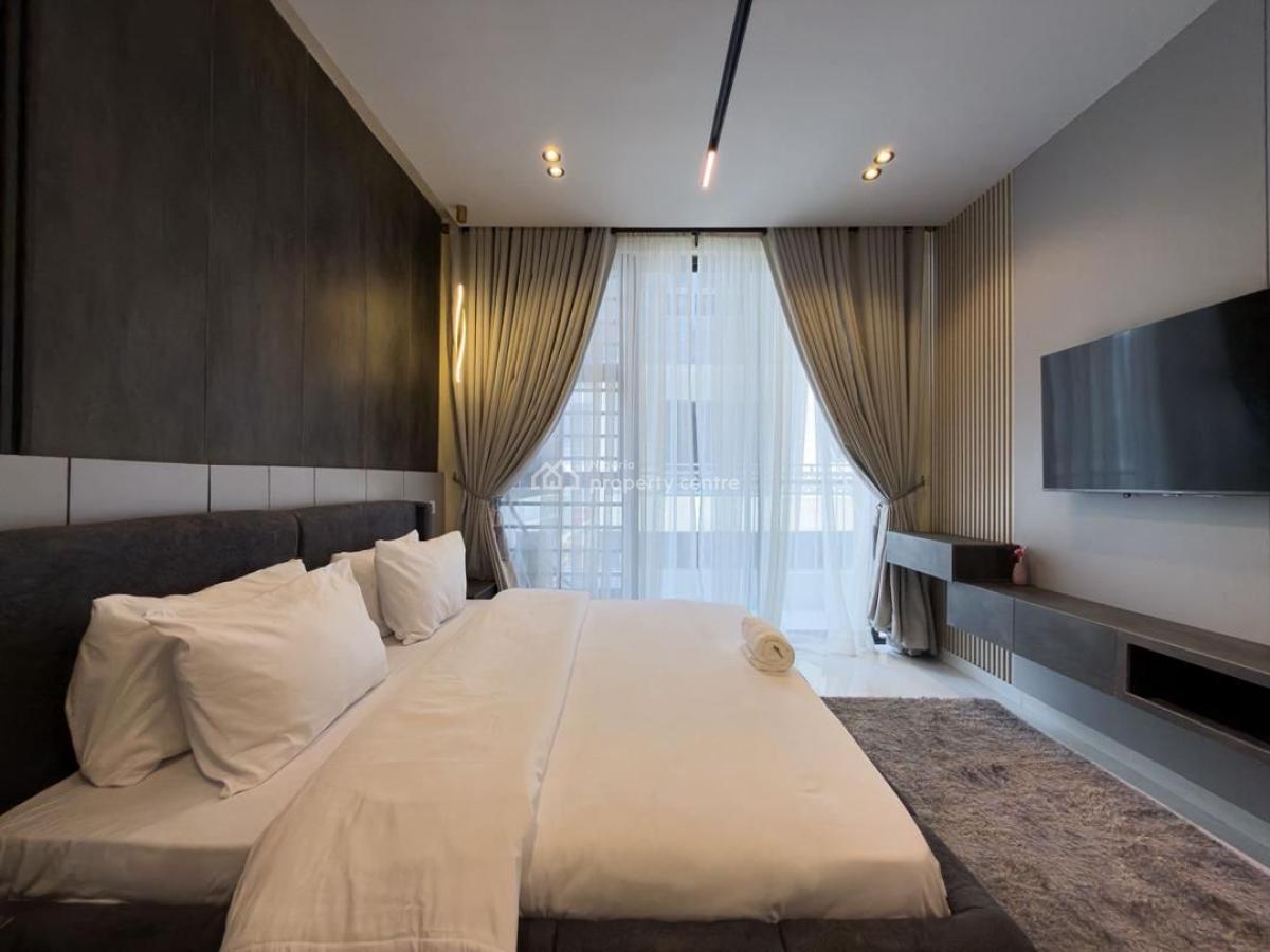 Newly Launched Luxurious 2 Bedroom Apartment with Swimming Pool & Gym, Lekki, Lagos, Flat / Apartment Short Let