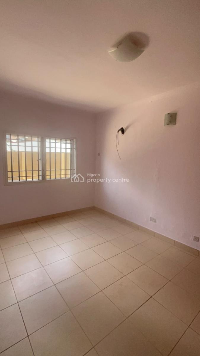 3 Bedroom Apartment with Bq, Lekki Phase 1, Lekki, Lagos, Flat / Apartment for Rent