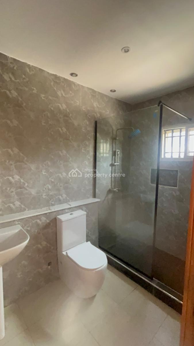 3 Bedroom Apartment with Bq, Lekki Phase 1, Lekki, Lagos, Flat / Apartment for Rent