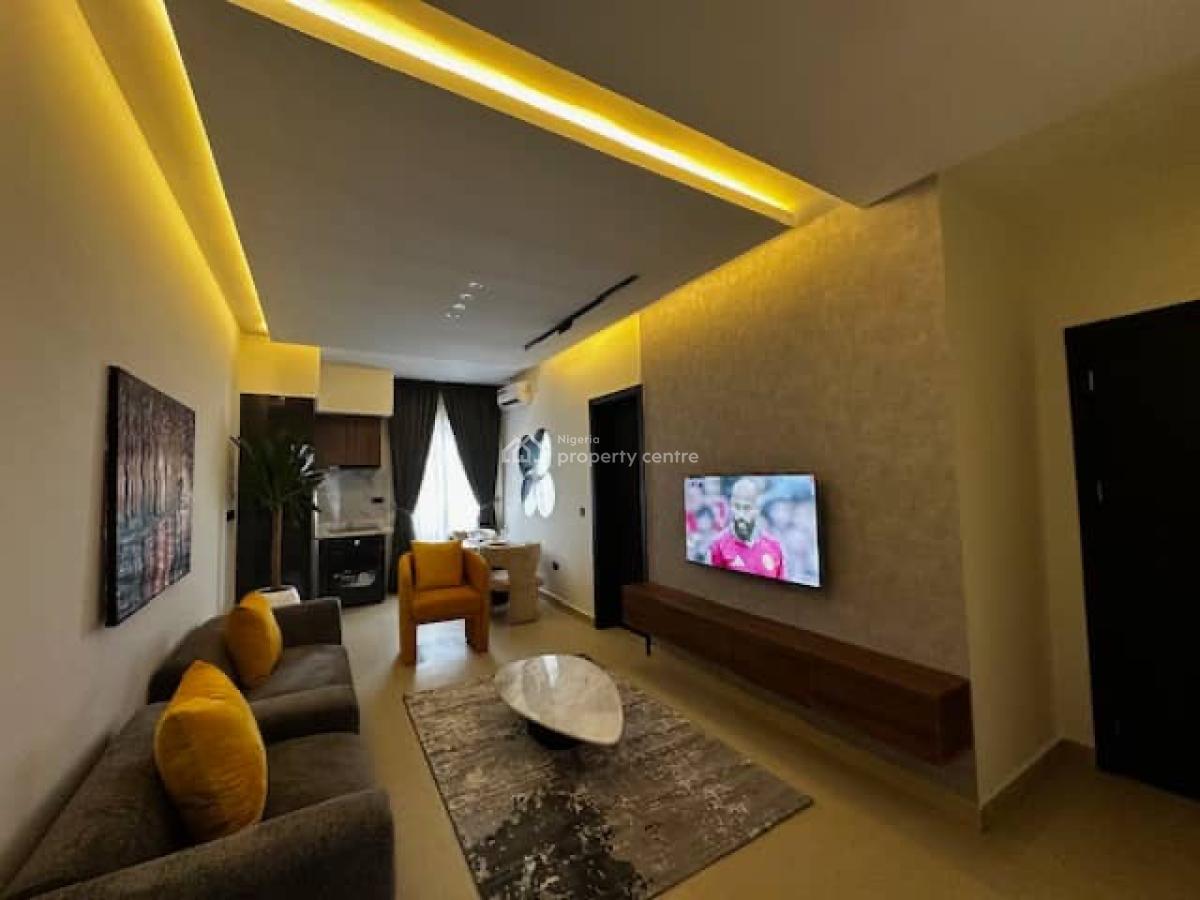 Luxury 1-bedroom Apartment with Swimming Pool in a Lovely Location, Lekki Phase 1, Lekki, Lagos, Mini Flat (room and Parlour) Short Let