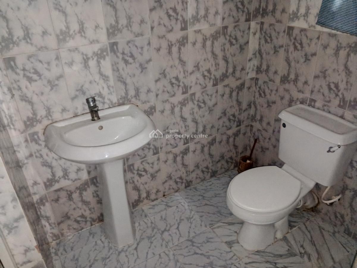 2 Bedrooms Tastefully Finished Partly Serviced Ground Floor Flat, Off Palace Road, Oniru, Victoria Island (vi), Lagos, Flat / Apartment for Rent