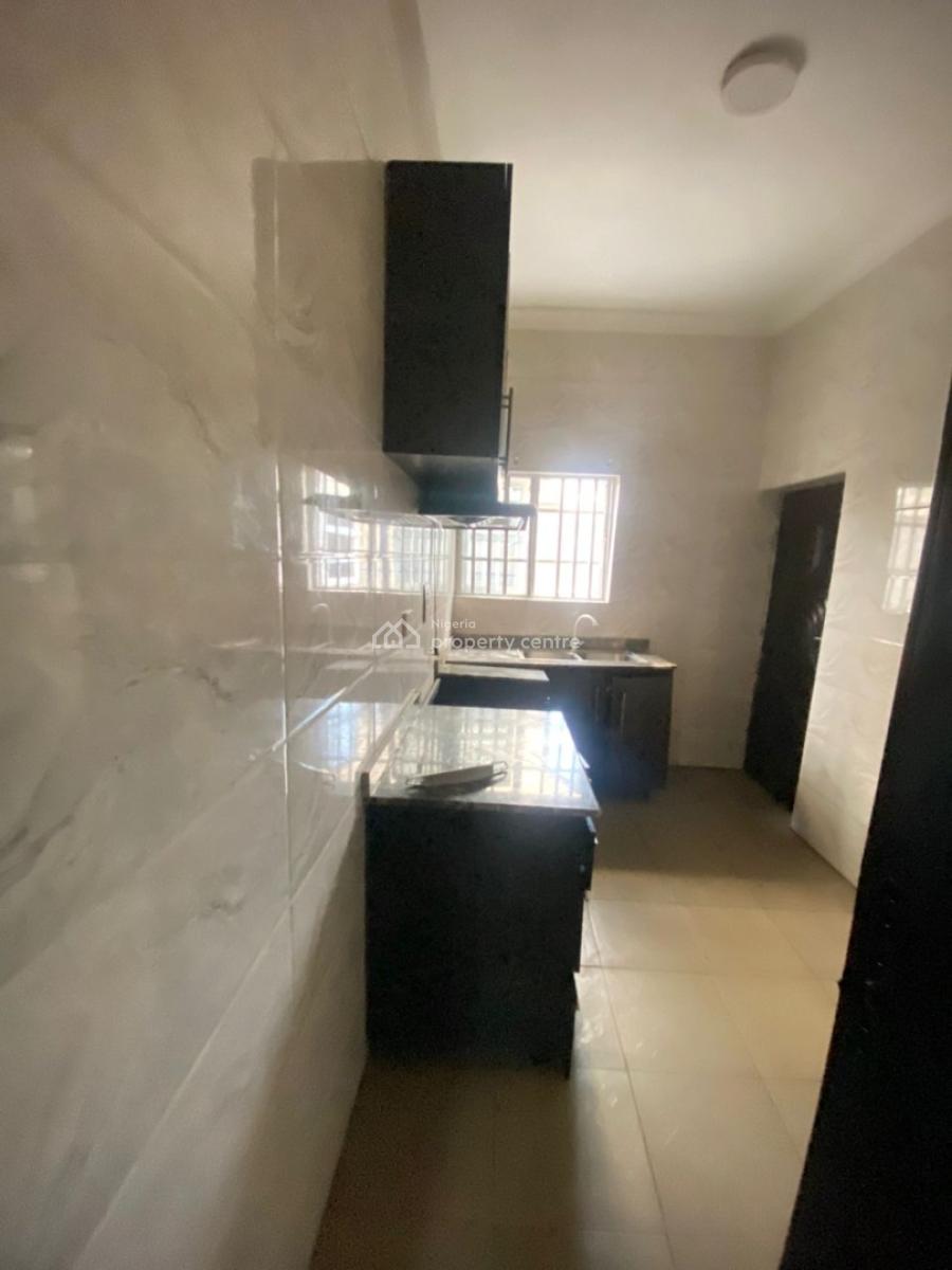 Executive 2bedrooms Luxury Apartment, Ado Road, Ajah, Lagos, Flat / Apartment for Rent