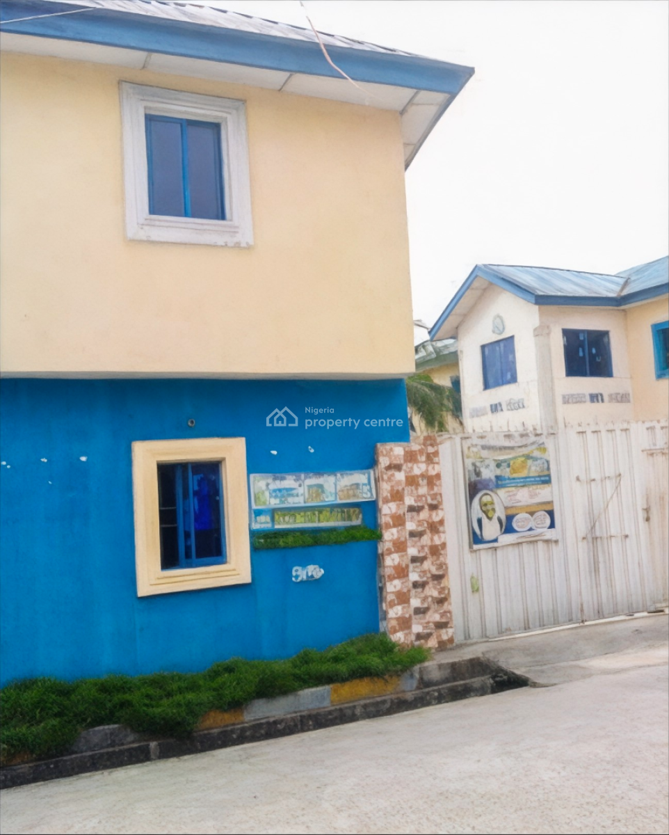12 Classrooms School with 3 Halls & 4 Offices in a Secure Vicinity, Chinda, Ada George, Port Harcourt, Rivers, School for Rent