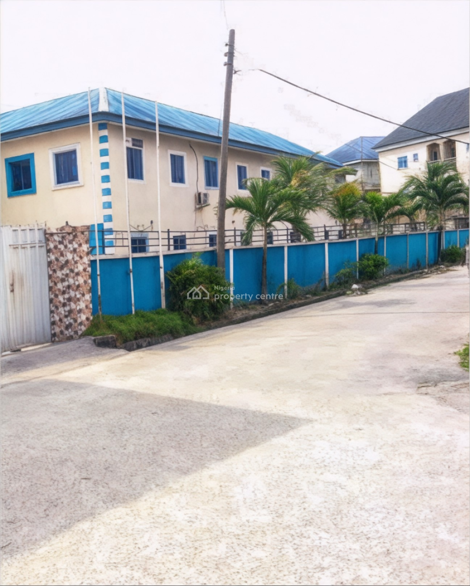 12 Classrooms School with 3 Halls & 4 Offices in a Secure Vicinity, Chinda, Ada George, Port Harcourt, Rivers, School for Rent