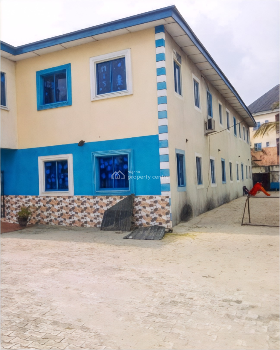 12 Classrooms School with 3 Halls & 4 Offices in a Secure Vicinity, Chinda, Ada George, Port Harcourt, Rivers, School for Rent