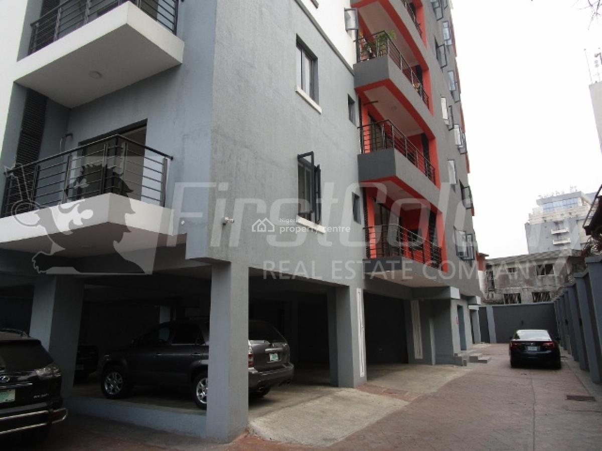 Well Maintained 3 Bedroom Apartment with Great Facilities, Victoria Island (vi), Lagos, Flat / Apartment for Sale