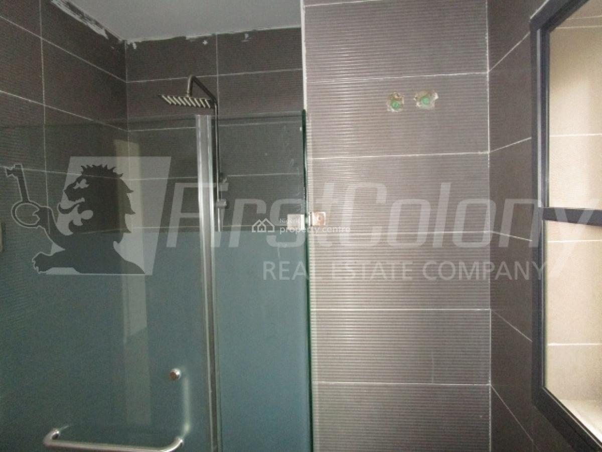 Well Maintained 3 Bedroom Apartment with Great Facilities, Victoria Island (vi), Lagos, Flat / Apartment for Sale