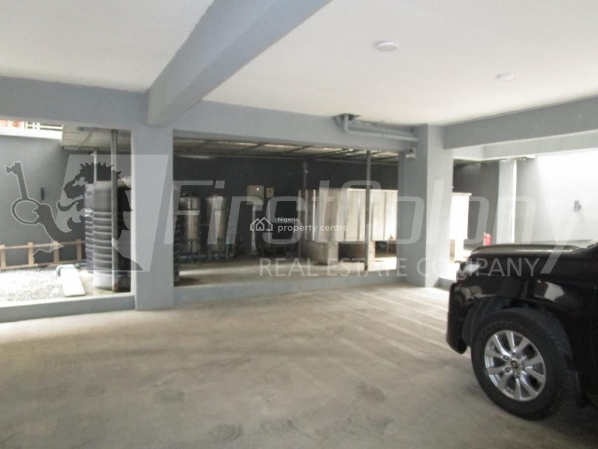 Well Maintained 3 Bedroom Apartment with Great Facilities, Victoria Island (vi), Lagos, Flat / Apartment for Sale