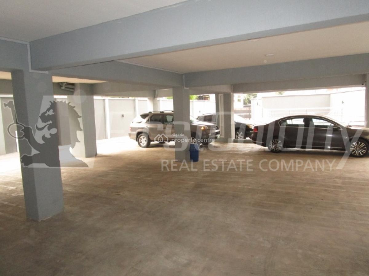 Well Maintained 3 Bedroom Apartment with Great Facilities, Victoria Island (vi), Lagos, Flat / Apartment for Sale