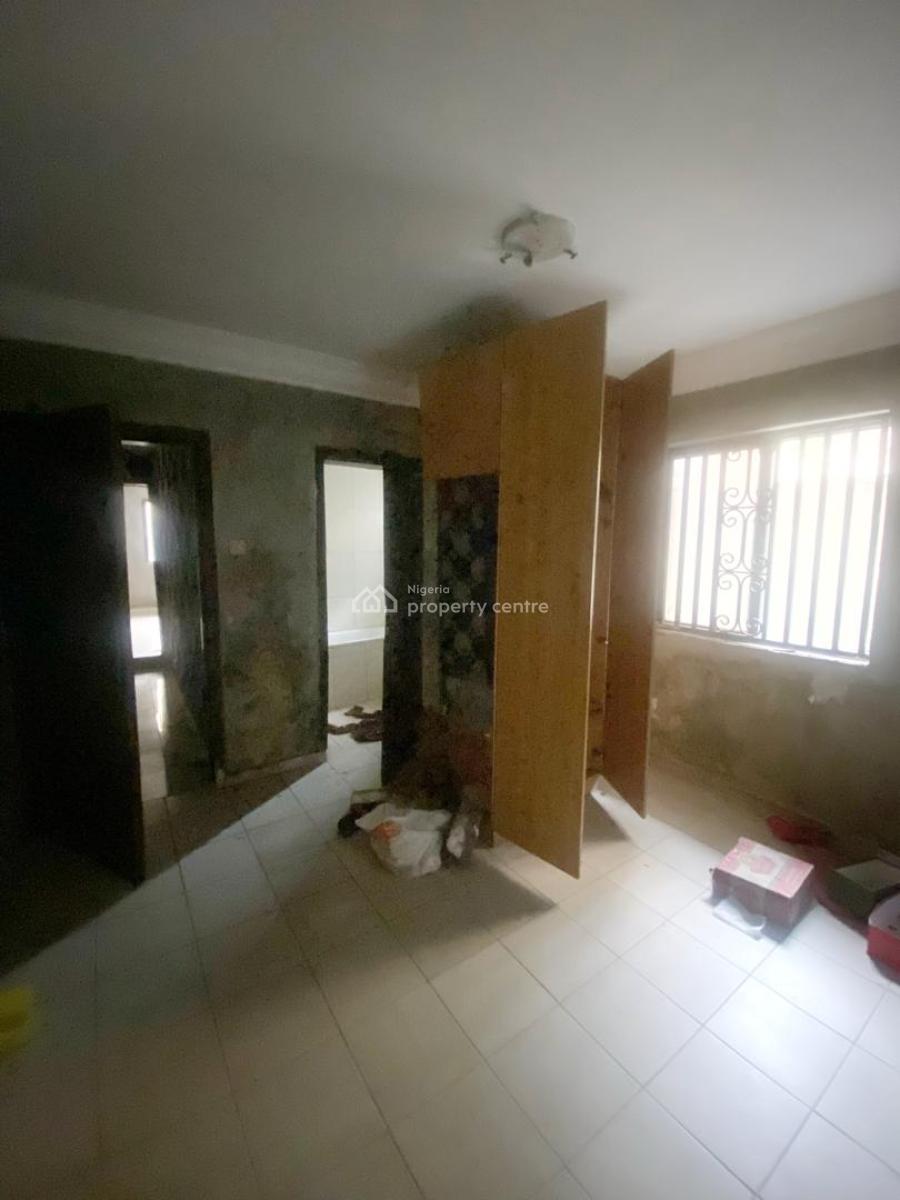 Luxury 3 Bedroom Apartment, Gra Phase 1, Magodo, Lagos, Flat / Apartment for Rent