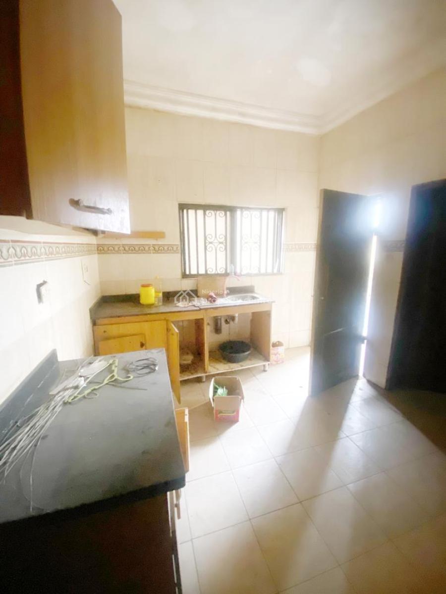 Luxury 3 Bedroom Apartment, Gra Phase 1, Magodo, Lagos, Flat / Apartment for Rent
