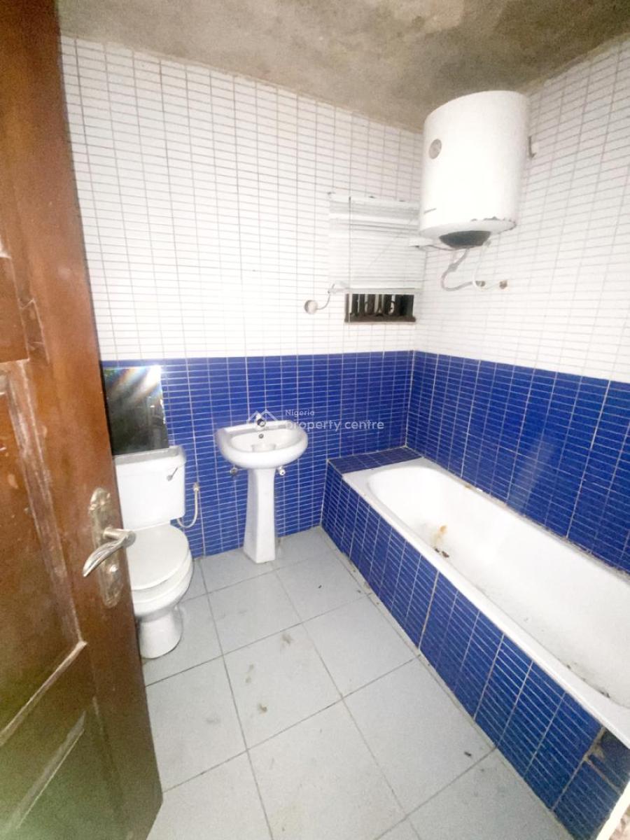 Luxury 3 Bedroom Apartment, Gra Phase 1, Magodo, Lagos, Flat / Apartment for Rent