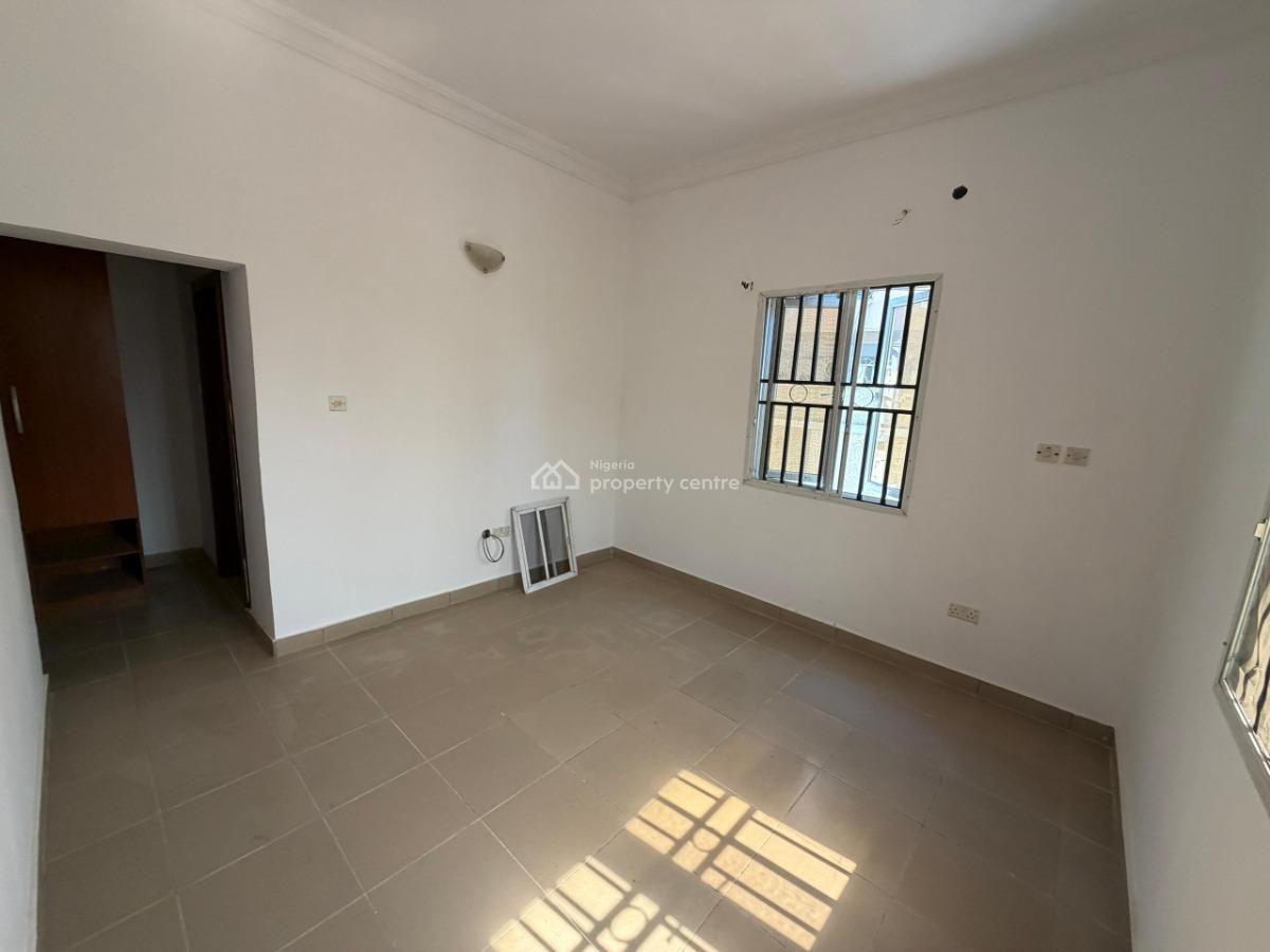 a Nice and Spacious 3 Bedroom Apartment, Off Freedom Way, Lekki Phase 1, Lekki Phase 1, Lekki, Lagos, House for Rent