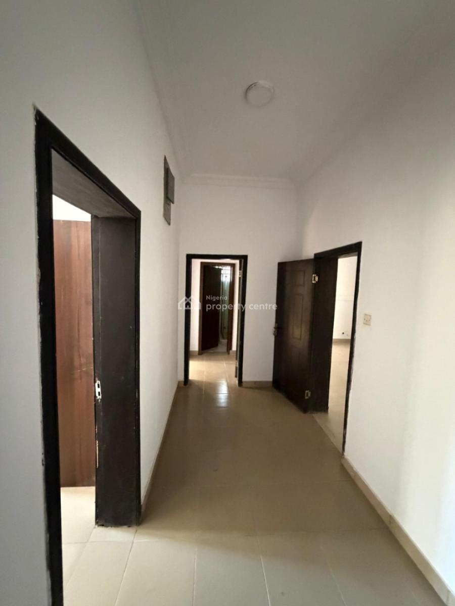 a Nice and Spacious 3 Bedroom Apartment, Off Freedom Way, Lekki Phase 1, Lekki Phase 1, Lekki, Lagos, House for Rent