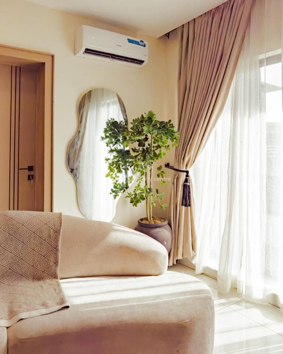 Best-priced 1-bedroom Apartment --- Dont Miss This Deal, Surulere, Lagos, Mini Flat (room and Parlour) for Sale