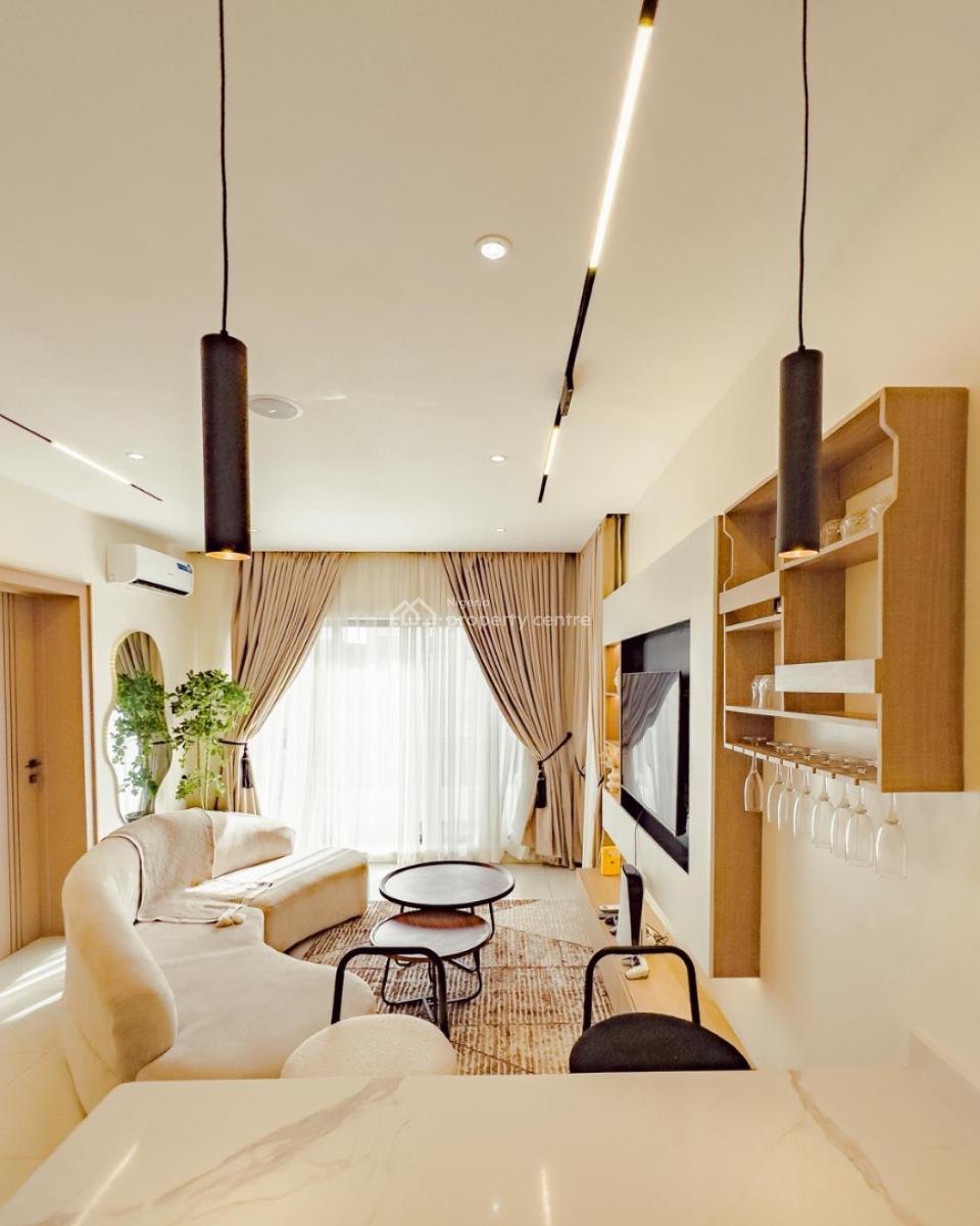 Best-priced 1-bedroom Apartment --- Dont Miss This Deal, Surulere, Lagos, Mini Flat (room and Parlour) for Sale