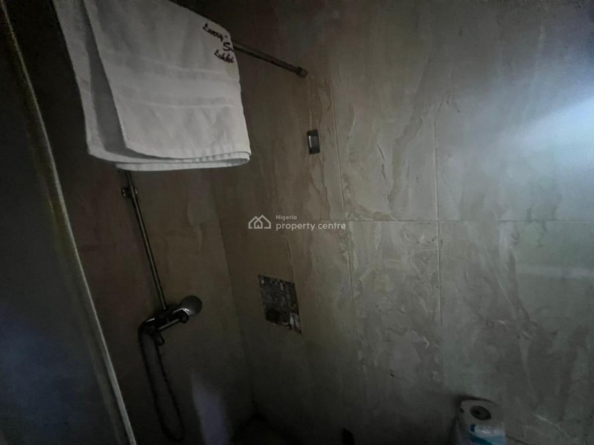 17 Bedroom Duplex, Lekki Phase 1, Lekki, Lagos, Detached Duplex for Rent