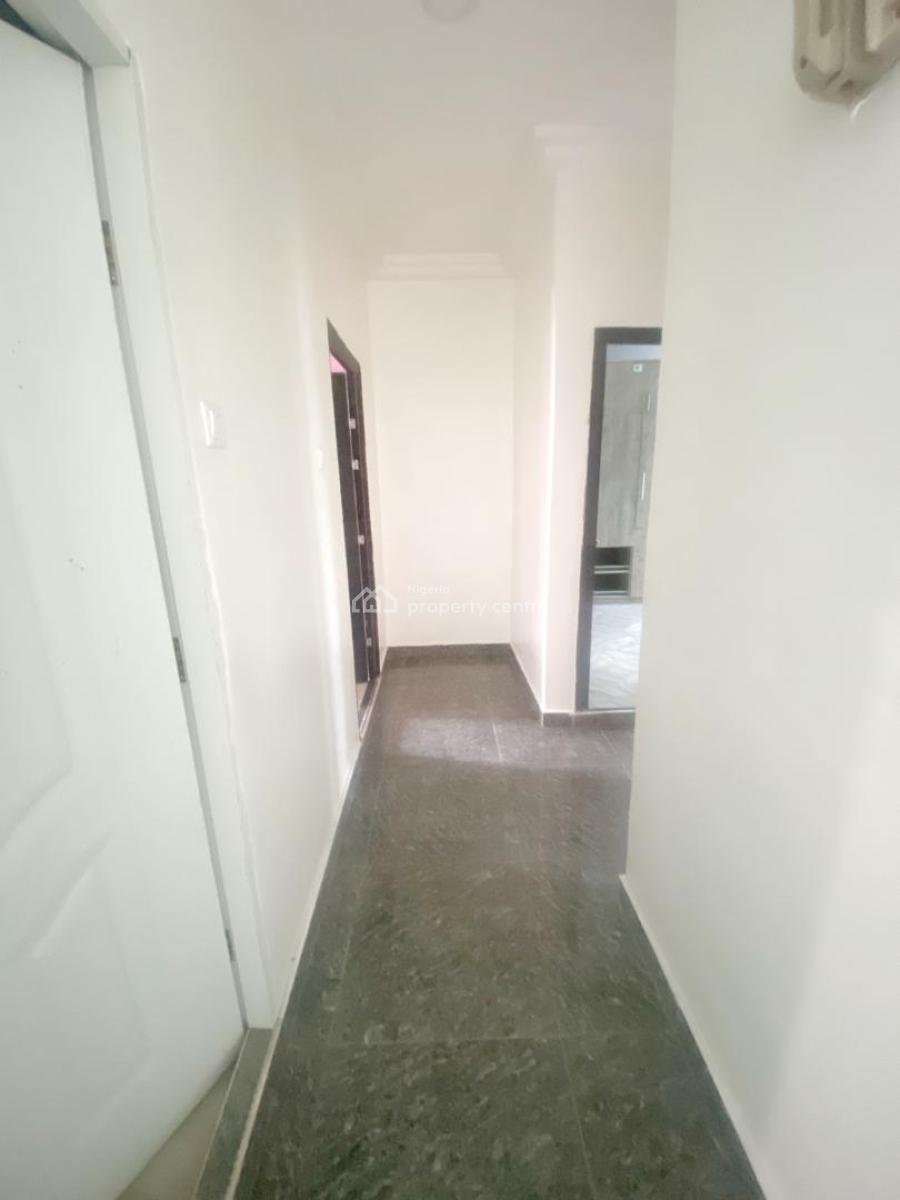 Luxury & Well Maintained 3 Bedroom Apartment in an Estate, Gbagada, Lagos, Flat / Apartment for Rent
