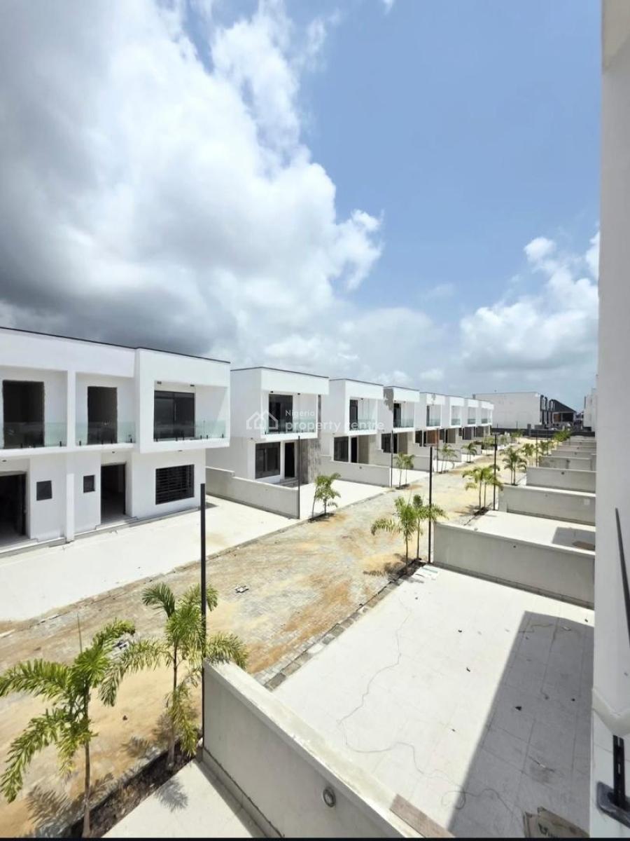 Spacious 4 Bedroom Fully Detached Duplex with Bq and Swimming Pool, Orchid, Lekki, Lagos, Detached Duplex for Sale