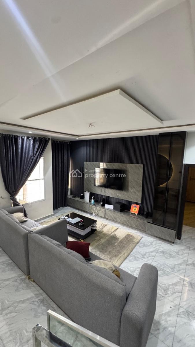 4bedroom Terrace in River Park Estate, Cluster 5 River Park Estate Lugbe, Lugbe District, Abuja, Terraced Duplex for Sale