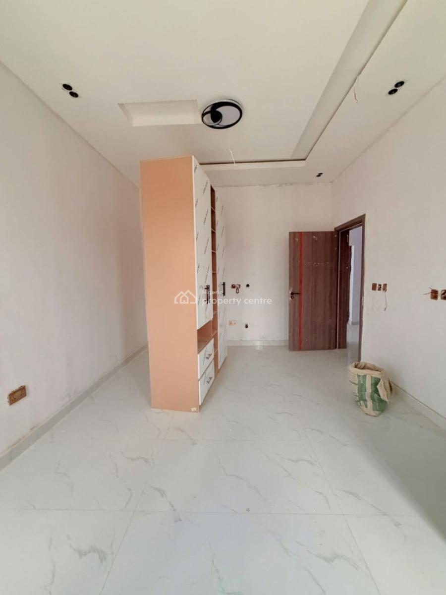 Executive Standard 4bedroom Apartment, Ikeja Gra, Ikeja, Lagos, Flat / Apartment for Sale