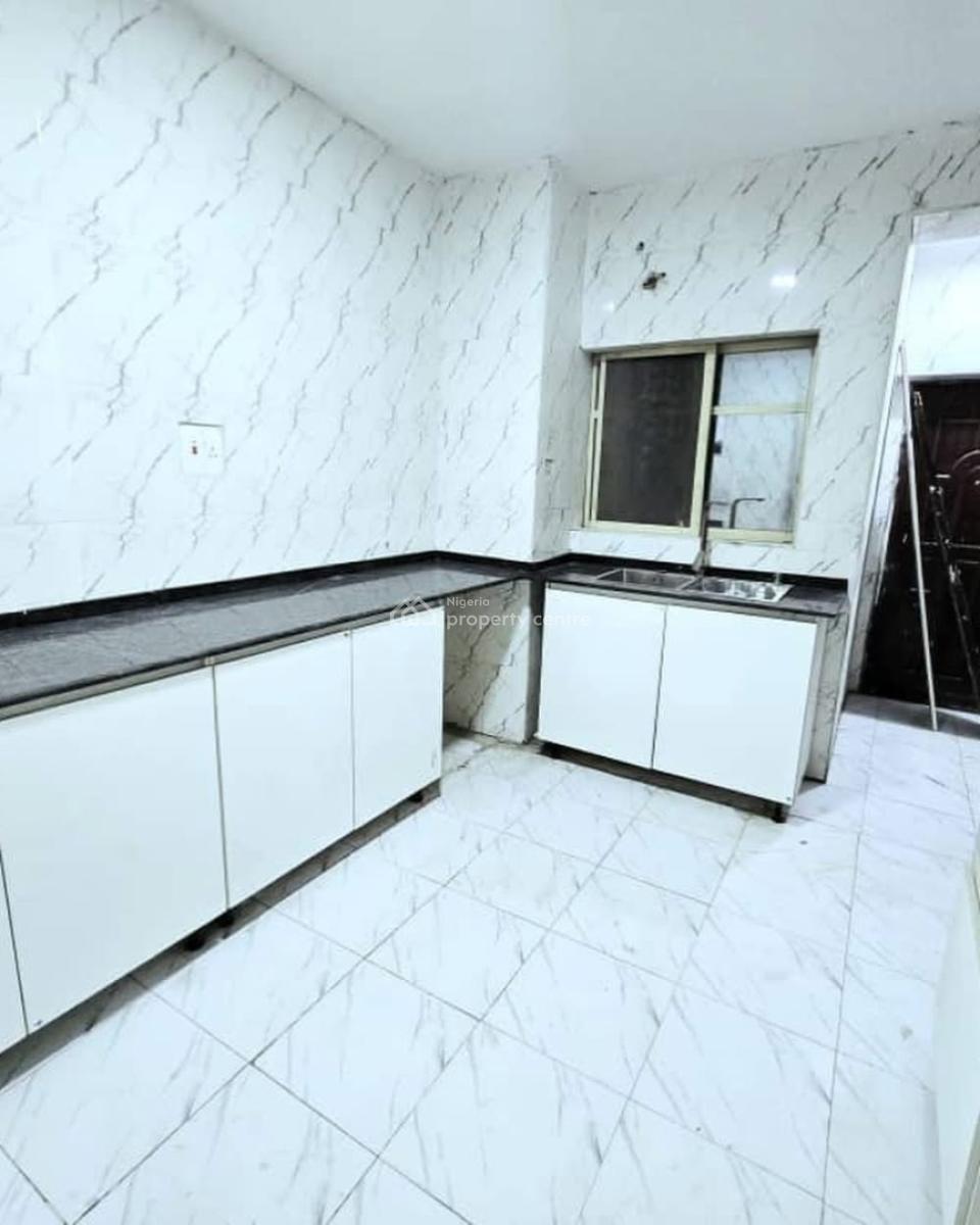 Clean and Stunning 3bedroom Apartment, Ikate, Lekki, Lagos, Flat / Apartment for Sale