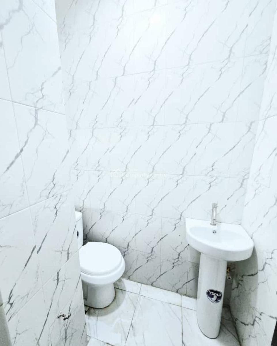 Clean and Stunning 3bedroom Apartment, Ikate, Lekki, Lagos, Flat / Apartment for Sale