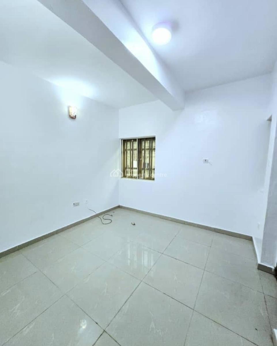 Clean and Stunning 3bedroom Apartment, Ikate, Lekki, Lagos, Flat / Apartment for Sale