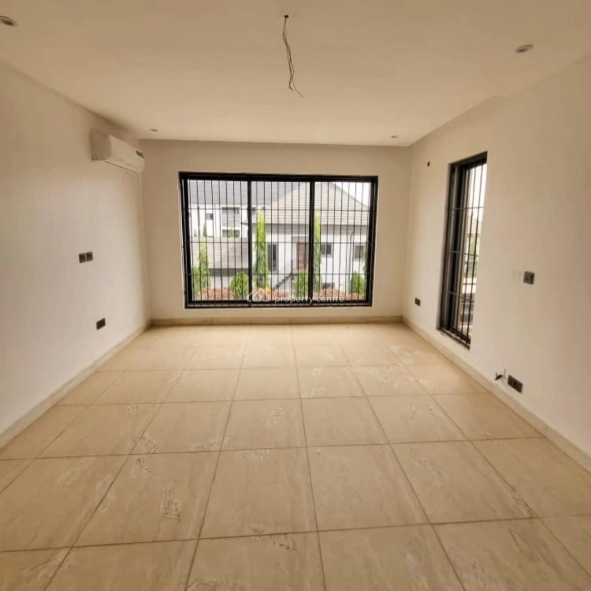 4bedroom Terrace Duplex with a Room Bq  in Guzape Abuja, Guzape District, Abuja, House for Sale