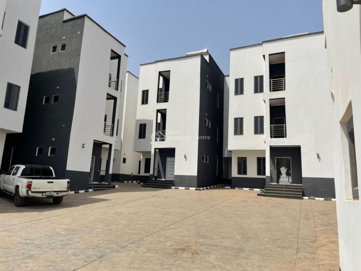 4 Bedroom Duplex with Bq, Keneth Minimah Crescent, Guzape District, Abuja, Terraced Duplex for Sale