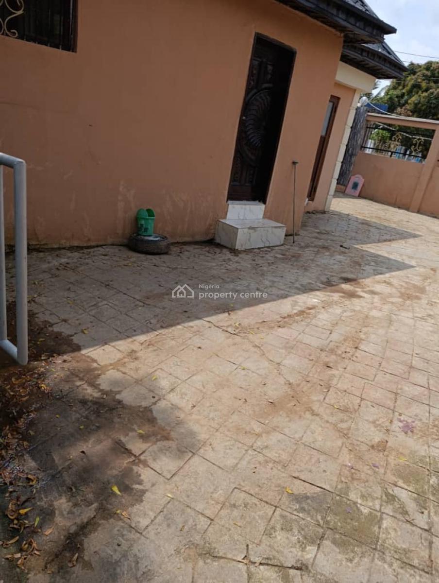 Very Big Spacious 5bedroom Bungalow, Isheri Oshun Close to Ikotun, Isheri Olofin, Alimosho, Lagos, Detached Bungalow for Sale