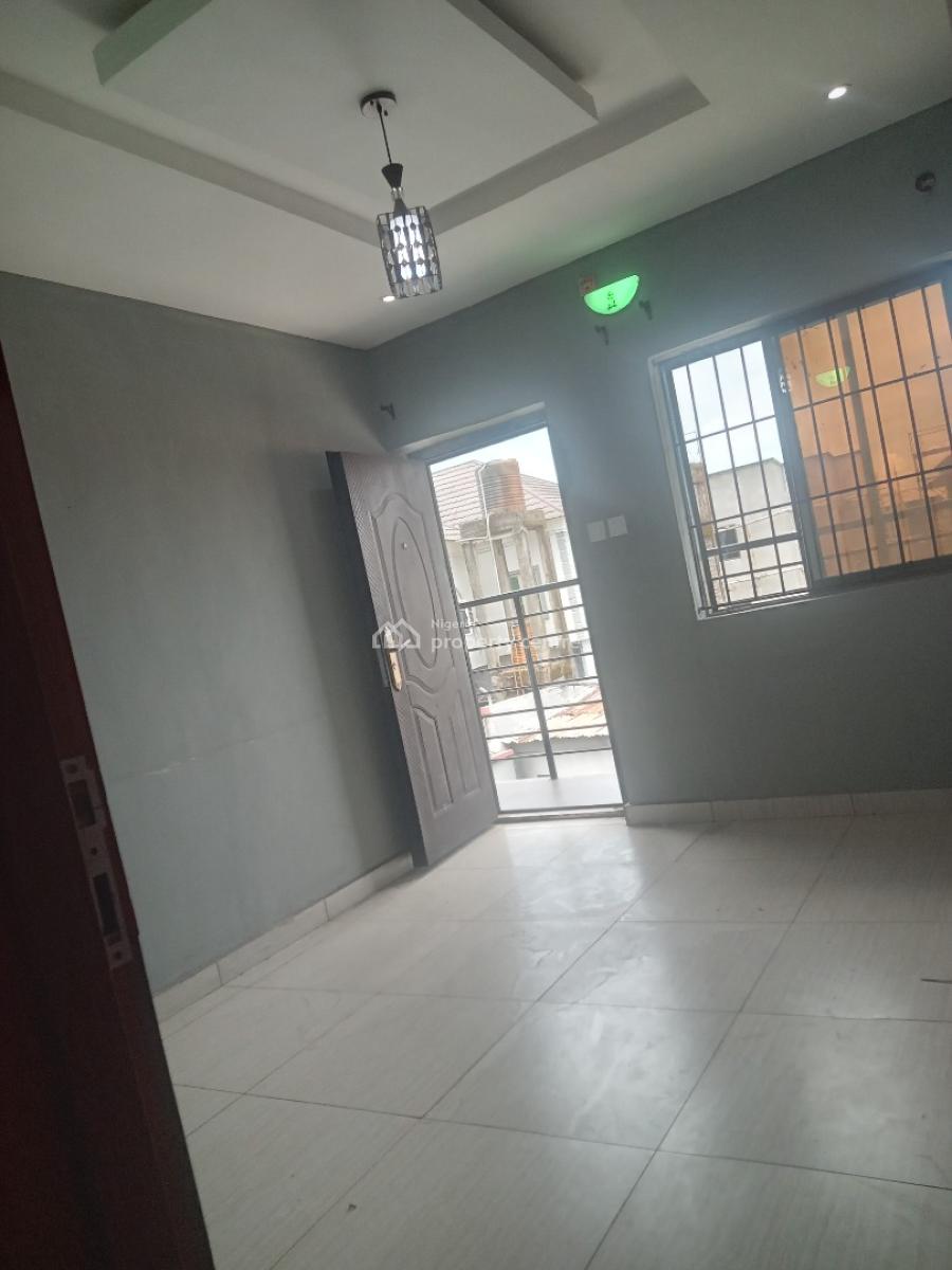 Spacious Fine Lovely Miniflat Upstairs, Unity Estate Badore Ajah Lagos, Badore, Ajah, Lagos, Mini Flat (room and Parlour) for Rent