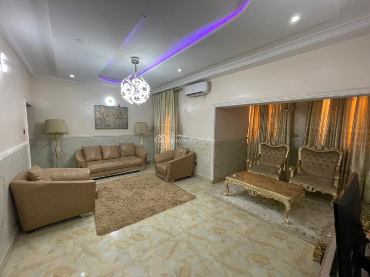 Nice 2 Bedroom Flat Ensuite with Guest  Toilet, Garki, Abuja, Flat / Apartment for Sale