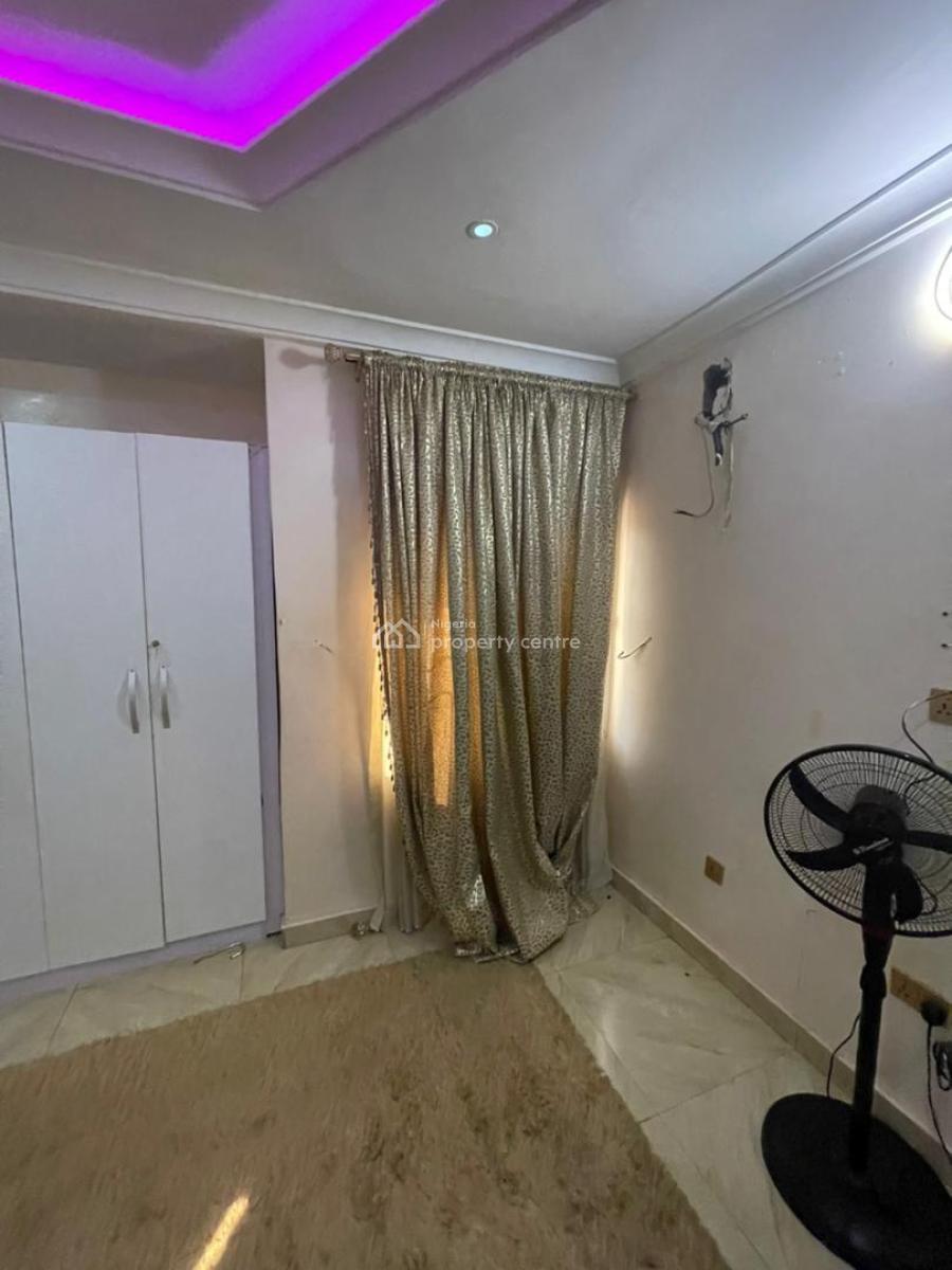 Nice 2 Bedroom Flat Ensuite with Guest  Toilet, Garki, Abuja, Flat / Apartment for Sale