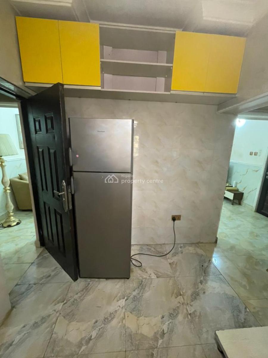 Nice 2 Bedroom Flat Ensuite with Guest  Toilet, Garki, Abuja, Flat / Apartment for Sale