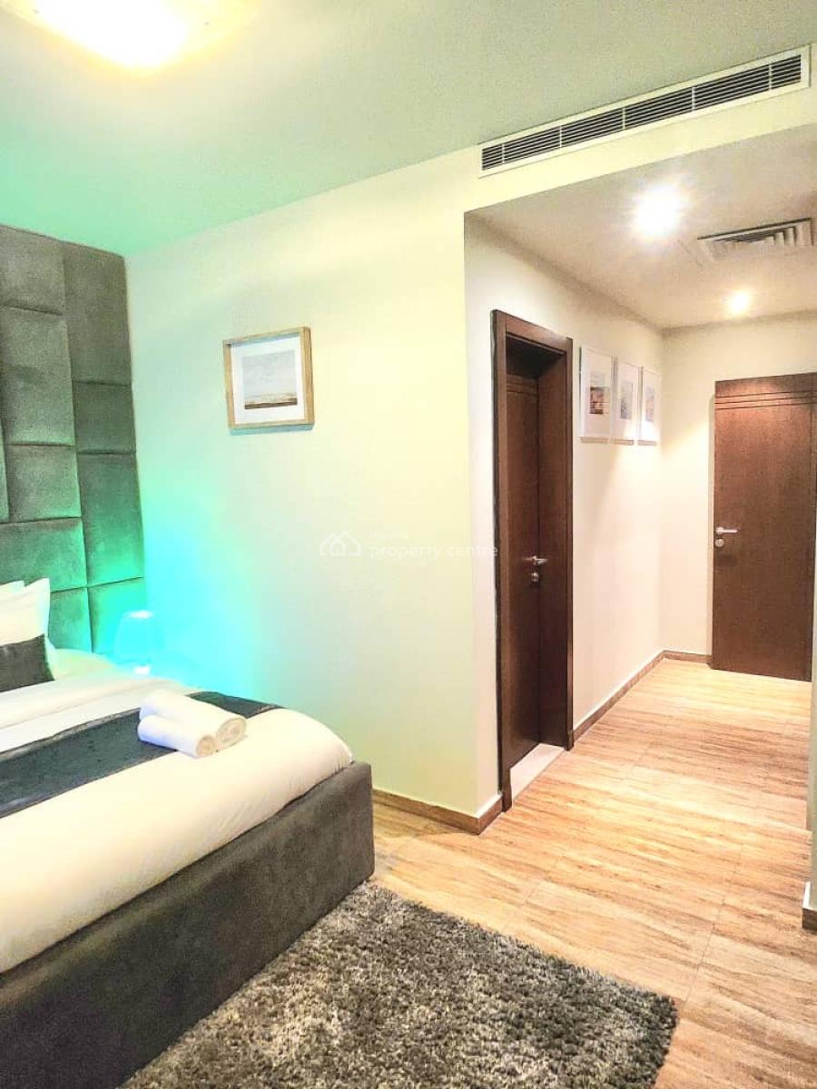 Tastefully Furnished 2-bedroom with Snooker, Ps5, Swimming Pool and Pr, Lekki Phase 1, Lekki, Lagos, Flat / Apartment Short Let