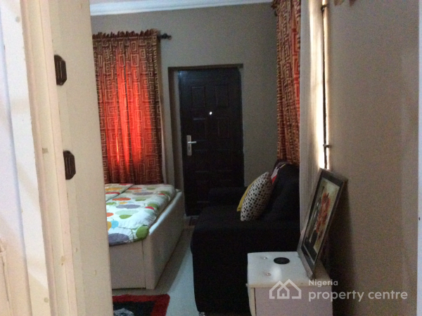 a Room Self Contained Stylishly Furnished, Off Admiralty Way, Lekki Phase 1, Lekki, Lagos, Self Contain (single Rooms) Short Let