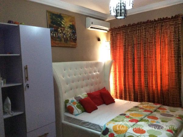 a Room Self Contained Stylishly Furnished, Off Admiralty Way, Lekki Phase 1, Lekki, Lagos, Self Contain (single Rooms) Short Let