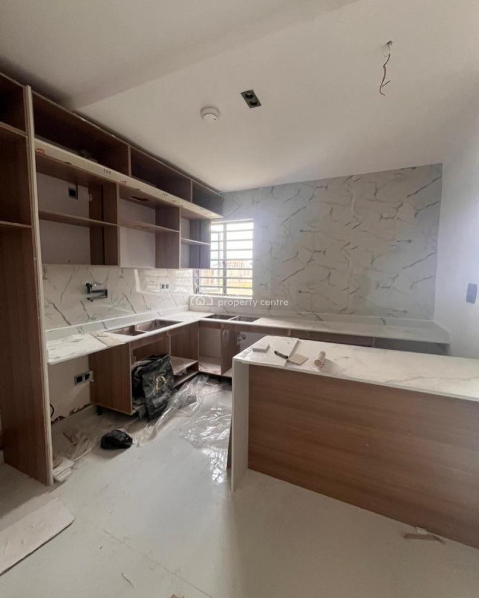 Lovely 1 Bedroom Apartment, Freedom Way, Lekki, Lagos, Block of Flats for Sale