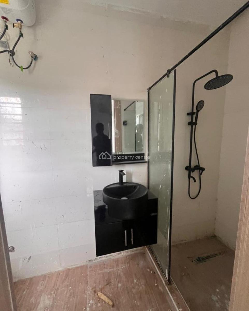 Lovely 1 Bedroom Apartment, Freedom Way, Lekki, Lagos, Block of Flats for Sale