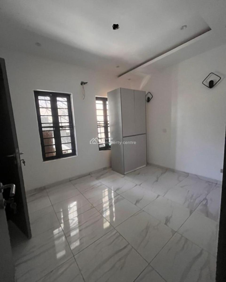 Stunning 5 Bedroom Terrace Duplex with Swimming Pool and Bq, Lekki Phase 1, Lekki Phase 1, Lekki, Lagos, Terraced Duplex for Sale