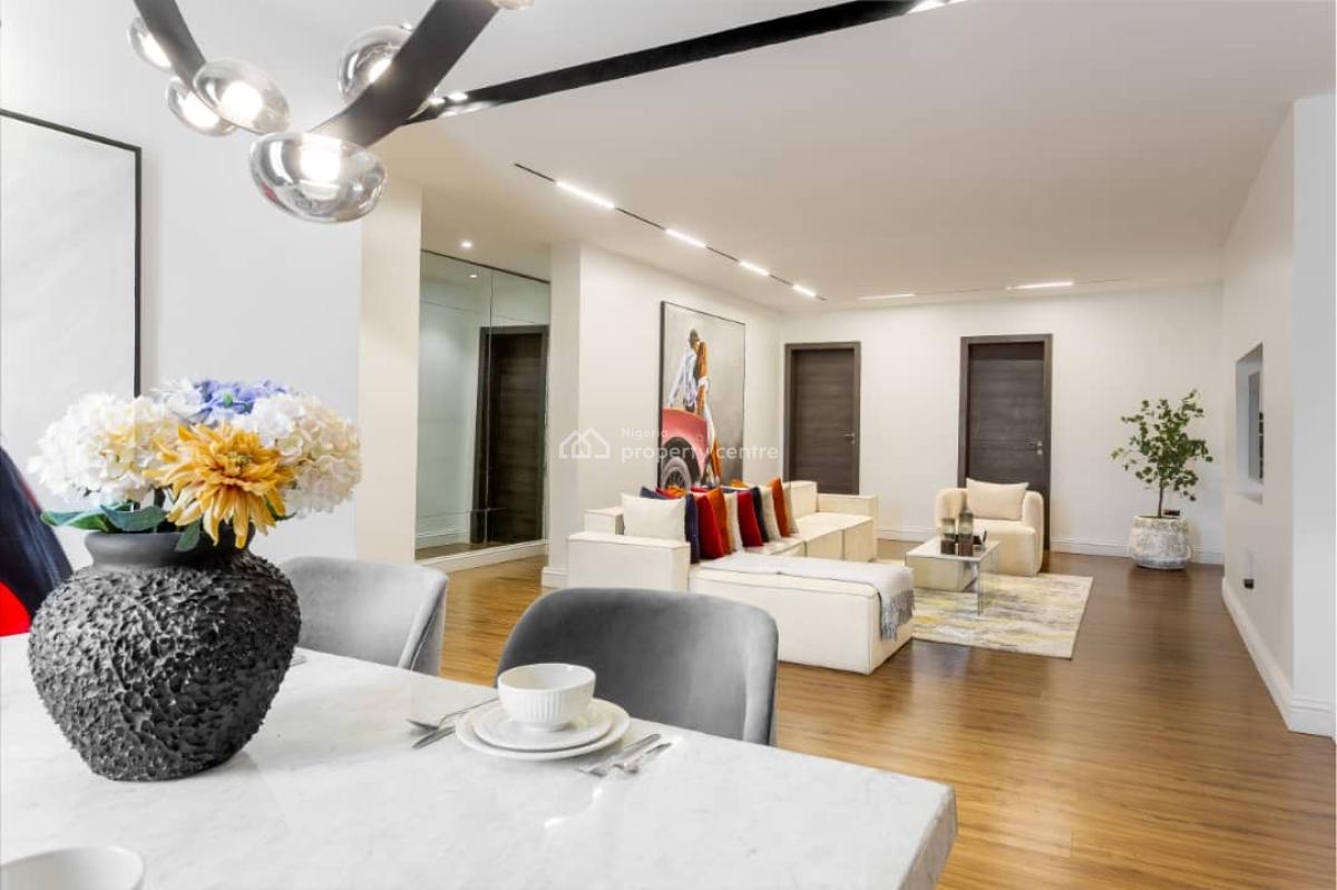 Newly Furnished 3 Bedroom Luxury Apartment 🥰 with 24hrs Light, Hand, Lekki Phase 1, Lekki, Lagos, Flat / Apartment Short Let